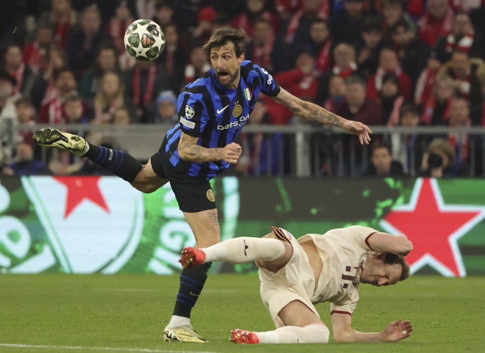 杨毅：字母哥现在不该走 没有好的去处 离开母队这事得学詹姆斯（杨毅：字母哥此刻不宜离队，暂无理想下家，离队之道当学詹姆斯）