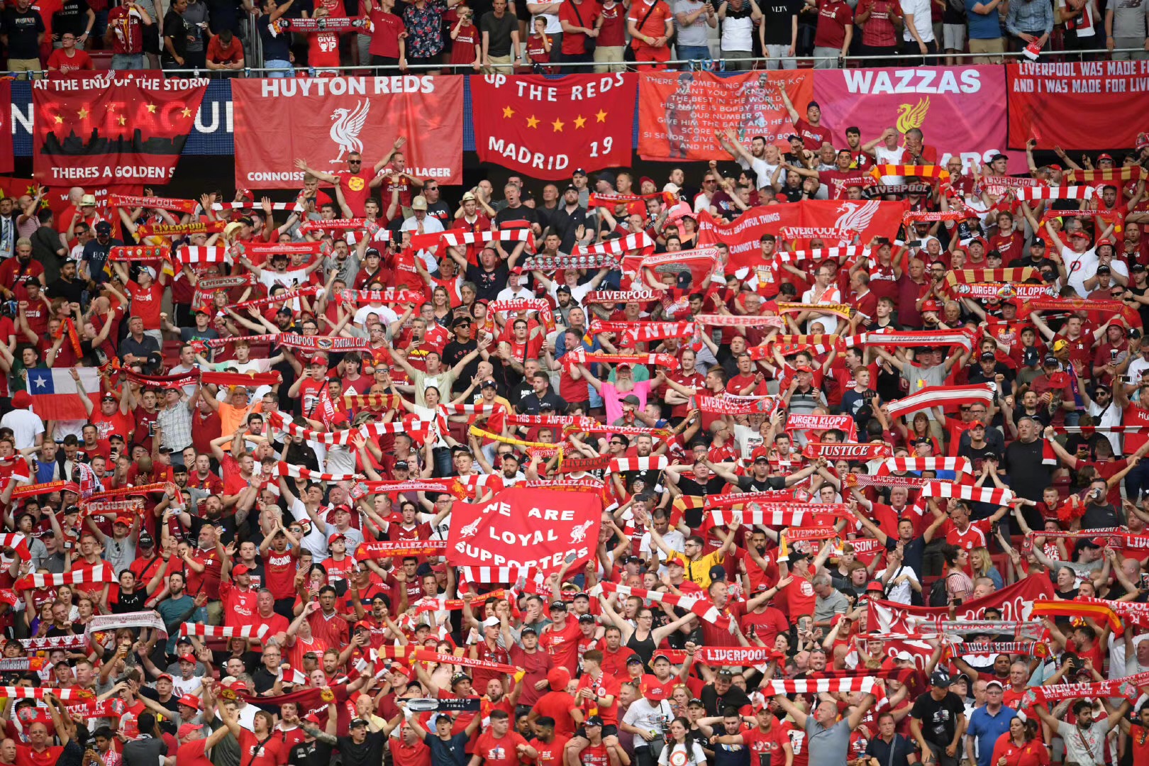 卡扎伊什维利：感谢克雷桑让我罚点球，有信心拿到金靴