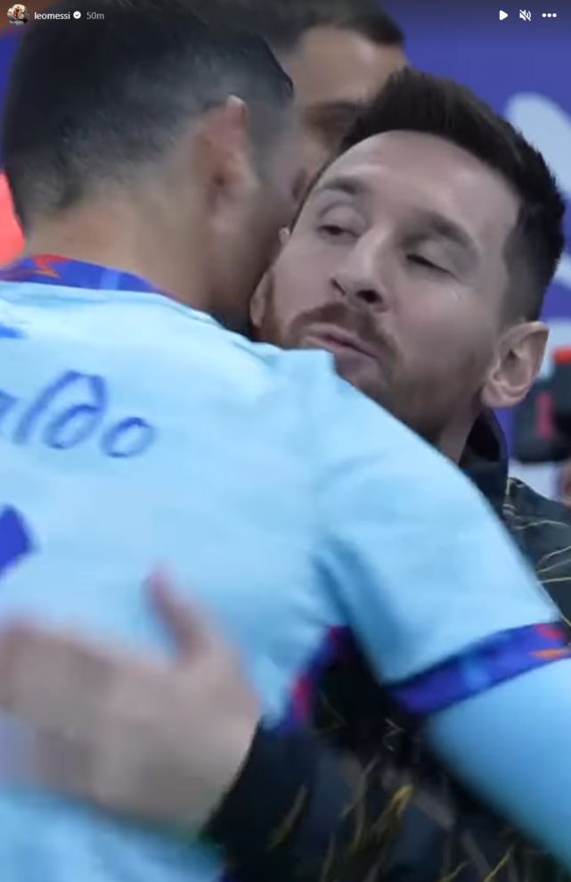 巴甲半场：维尼修斯开场染红，十人塞阿拉暂0-0巴西国际（巴甲半场战报：维尼修斯开场即染红，十人塞阿拉暂与巴西国际互交白卷）