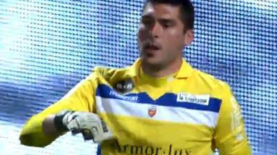 足球曝足坛巨星可能无缘世界杯，伤病加重（曝足坛巨星伤势恶化，恐无缘世界杯）