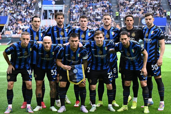 合肥狂风在CBA杯赛中以97-80击败江苏肯帝亚，创NBL首次大胜CBA球队纪录，引发热议。