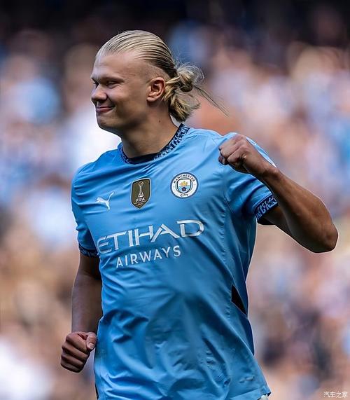 镜报：多特想明年夏天签桑乔，但后者必须接受大幅降薪