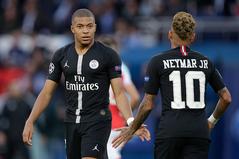 邮报：一组织发起诉讼，要FIFA赔偿球员因转会规定损失的收入